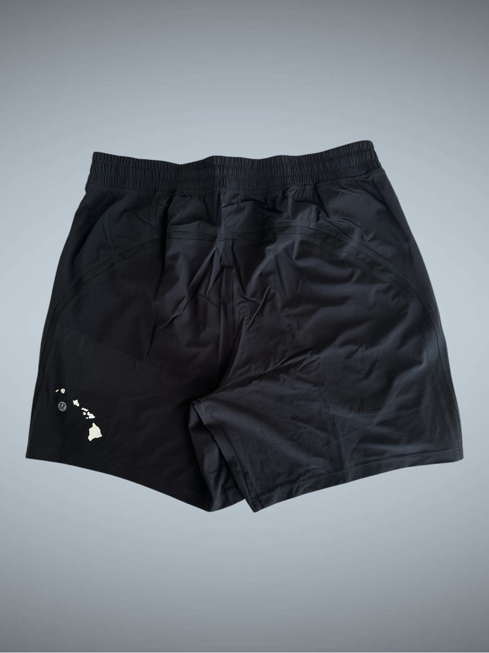 Lululemon Men's L Pace Breaker Short, Hawaiian Island Hawaii Graphic NWT